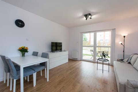 Apartament z ogródkiem Brzeźno Apartment in Gdansk