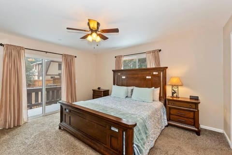 Timber lodge Retreat w/Game room House in Southern California