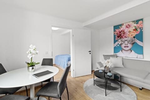 Living room, Decorative detail, Seating area, Dining area