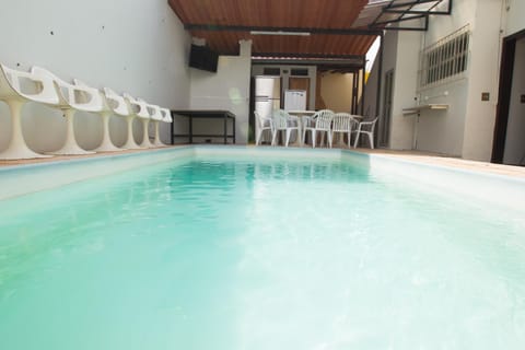 Swimming pool, Swimming pool