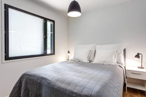 Villa Syreeni - Seafront/Jacuzzi Villa in Uusimaa