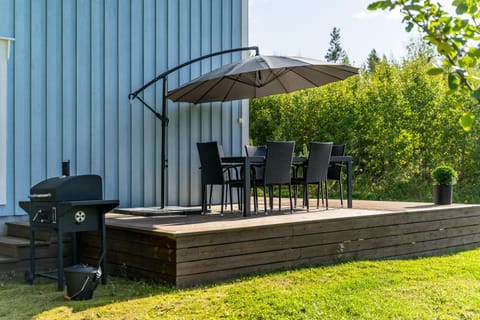 Property building, Patio, BBQ facilities