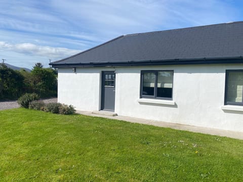mary-tim's Cromane Cross near Killorglin House in County Kerry