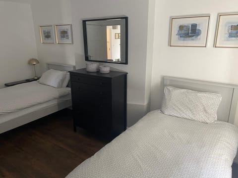 mary-tim's Cromane Cross near Killorglin House in County Kerry