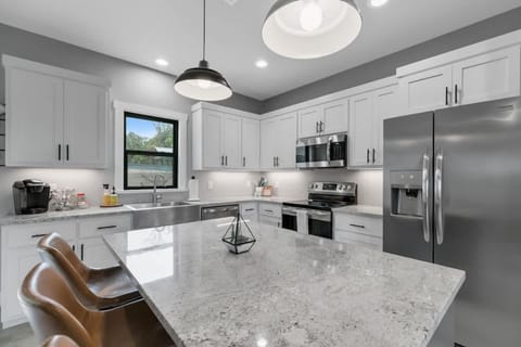 Kitchen or kitchenette, kitchen