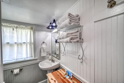 Bathroom, Bath
