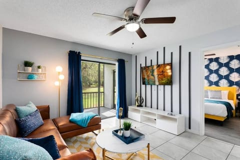 Communal lounge/ TV room, TV and multimedia, Living room, Seating area, Evening entertainment, fireplace