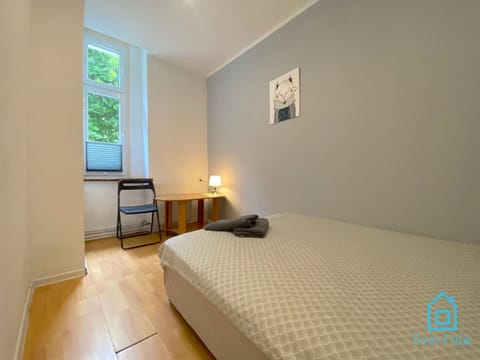 Square Room - 20 Minutes to Gdańsk Old Town & Seaside Vacation rental in Gdansk