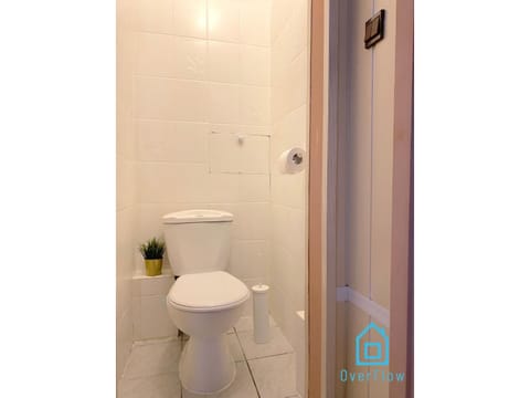 Square Room - 20 Minutes to Gdańsk Old Town & Seaside Vacation rental in Gdansk