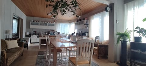 Kortteer Pinkki huone Vacation rental in Finland