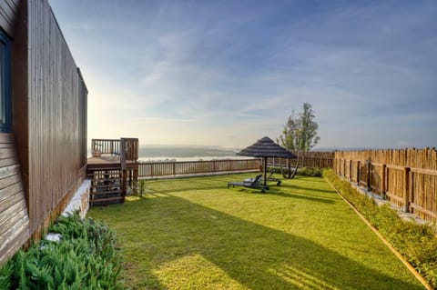 Natural landscape, Garden, Garden view, sunbed