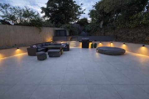 Langland Bay House House in The Mumbles