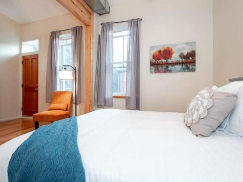 Cozy OTR Home with Private Roof Deck House in Over The Rhine