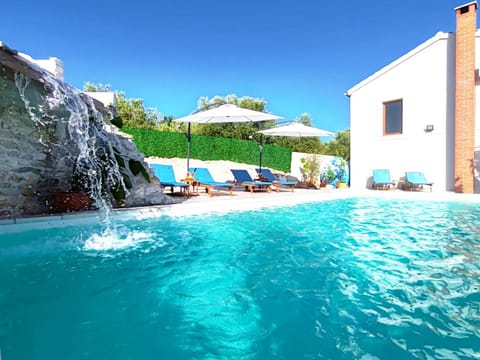 Balcony/Terrace, Pool view, Swimming pool