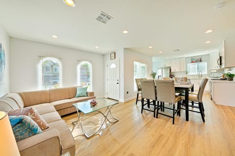 Sunshine Fun Time House in Costa Mesa