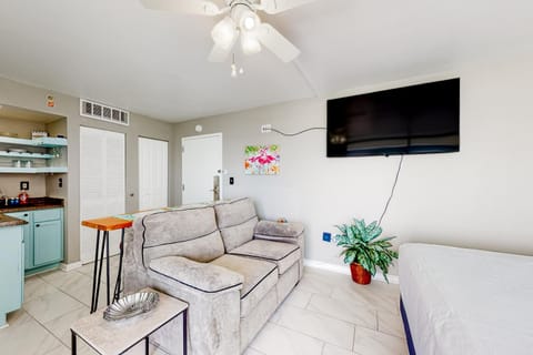 Bay Watch 1901 Hotel in Atlantic Beach