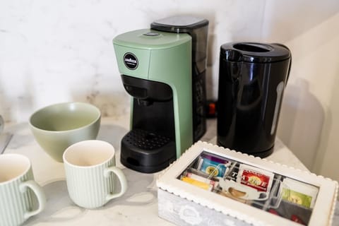 Coffee/tea facilities, Kitchen or kitchenette, Breakfast, kitchen