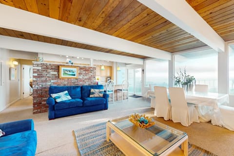 West Beach Retreat Apartment in Whidbey Island