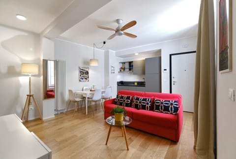 Day, Living room, Seating area