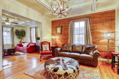 Durst Haus House in Fredericksburg