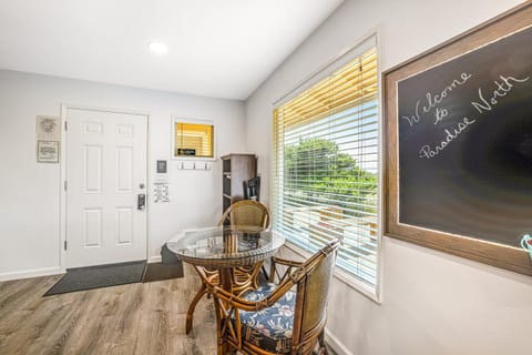 Paradise North and South Beach House in Rockaway Beach