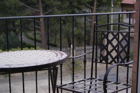 Balcony/Terrace, City view