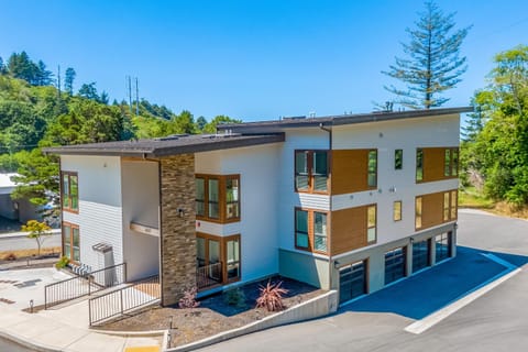 Serenity at Deerhaven Apartment in Gold Beach