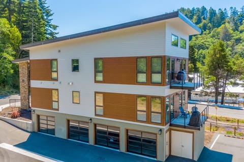 Serenity at Deerhaven Apartment in Gold Beach