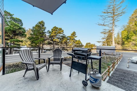 Serenity at Deerhaven Apartment in Gold Beach