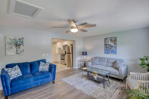 Coconut Grove Singer Island - Units 1, 3, & 4 Apartment in Riviera Beach