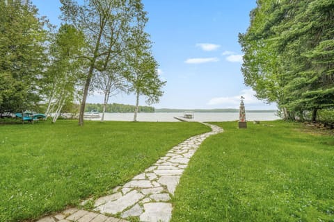 Platte Lake Paradise House in Crystal Lake