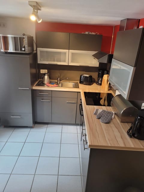 Coffee/tea facilities, Kitchen or kitchenette