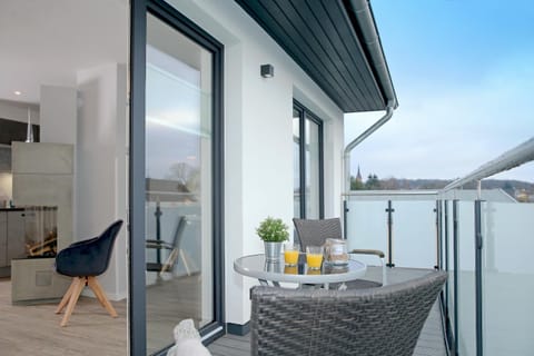 Balcony/Terrace, Balcony/Terrace