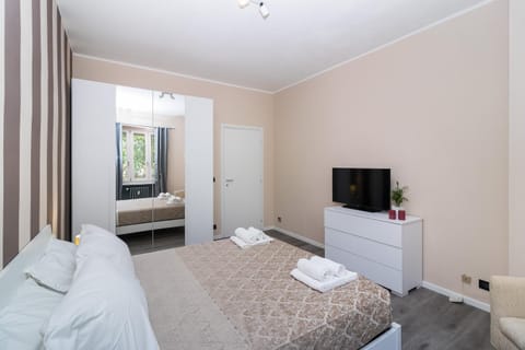 Trilocale con parcheggio privato ATP Arena Inalpi, PalaTazzoli, Palavela Lingotto, "Exclusive Suite " La casa di Bertino " Apartment in Turin