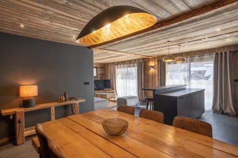 Kitchen or kitchenette, Living room, Dining area