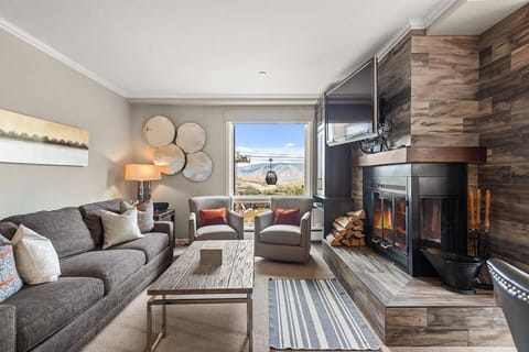 Living room, flat iron
