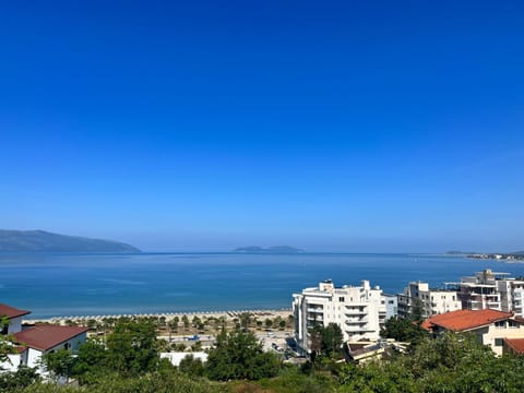 City view, Sea view