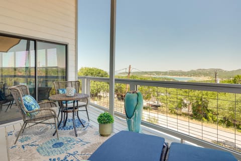 Canyon Lake Rental with Balcony and Lake Views House in Canyon Lake