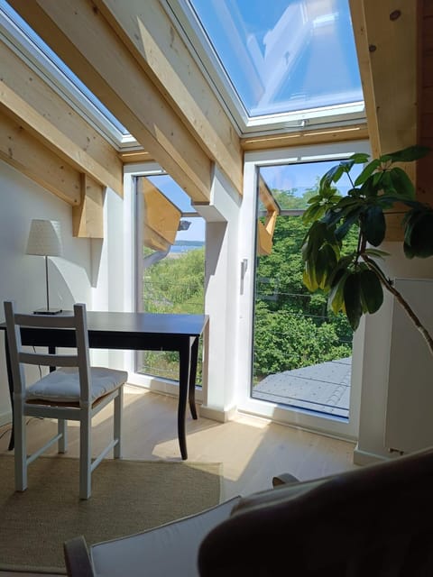 View (from property/room), Living room, Seating area