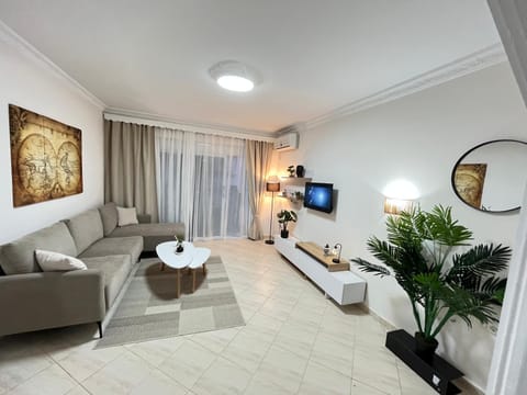 Kleanthi's Home Apartment in Sarandë