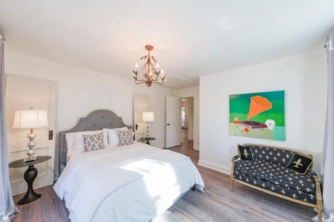 Enchanting Retreat 15 Minutes to Nashville House in Nashville