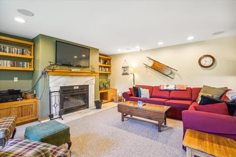TV and multimedia, Living room, flat iron