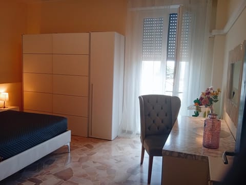 Elizabeth House Apartment in Como