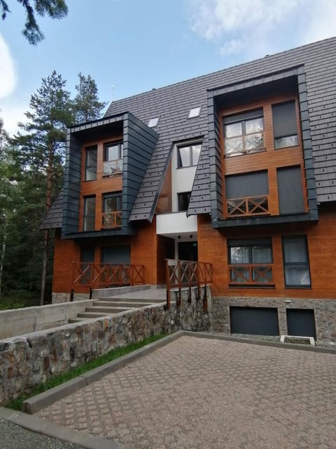 Property building, Parking