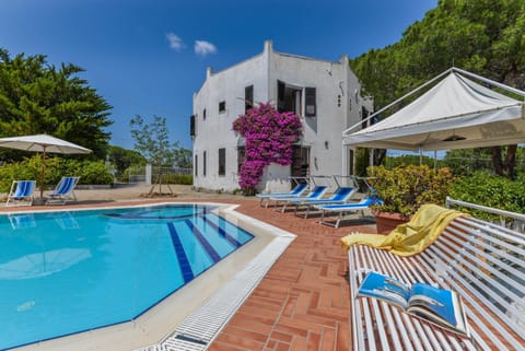 Villa Ottagonale Villa in Tuscany