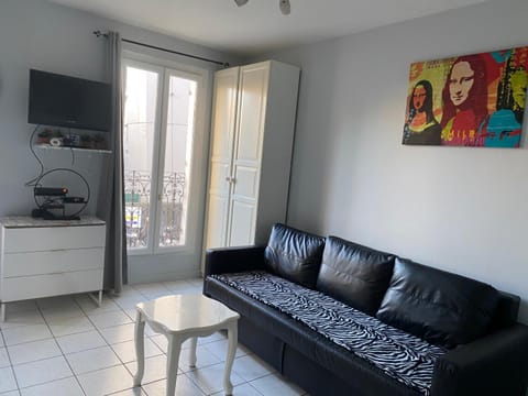 Studio charmant centre d Aubervilliers Apartment in Aubervilliers