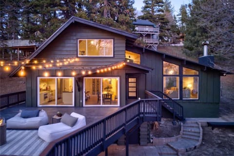 Ferndale woods House in Running Springs