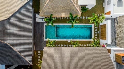 Pool view, Swimming pool, Swimming pool, sunbed