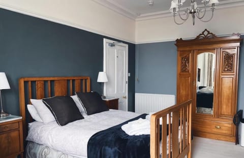 Wavecrest Bed and Breakfast in Barmouth