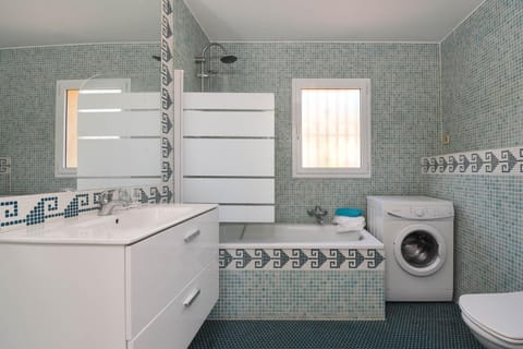 Bathroom, Living room